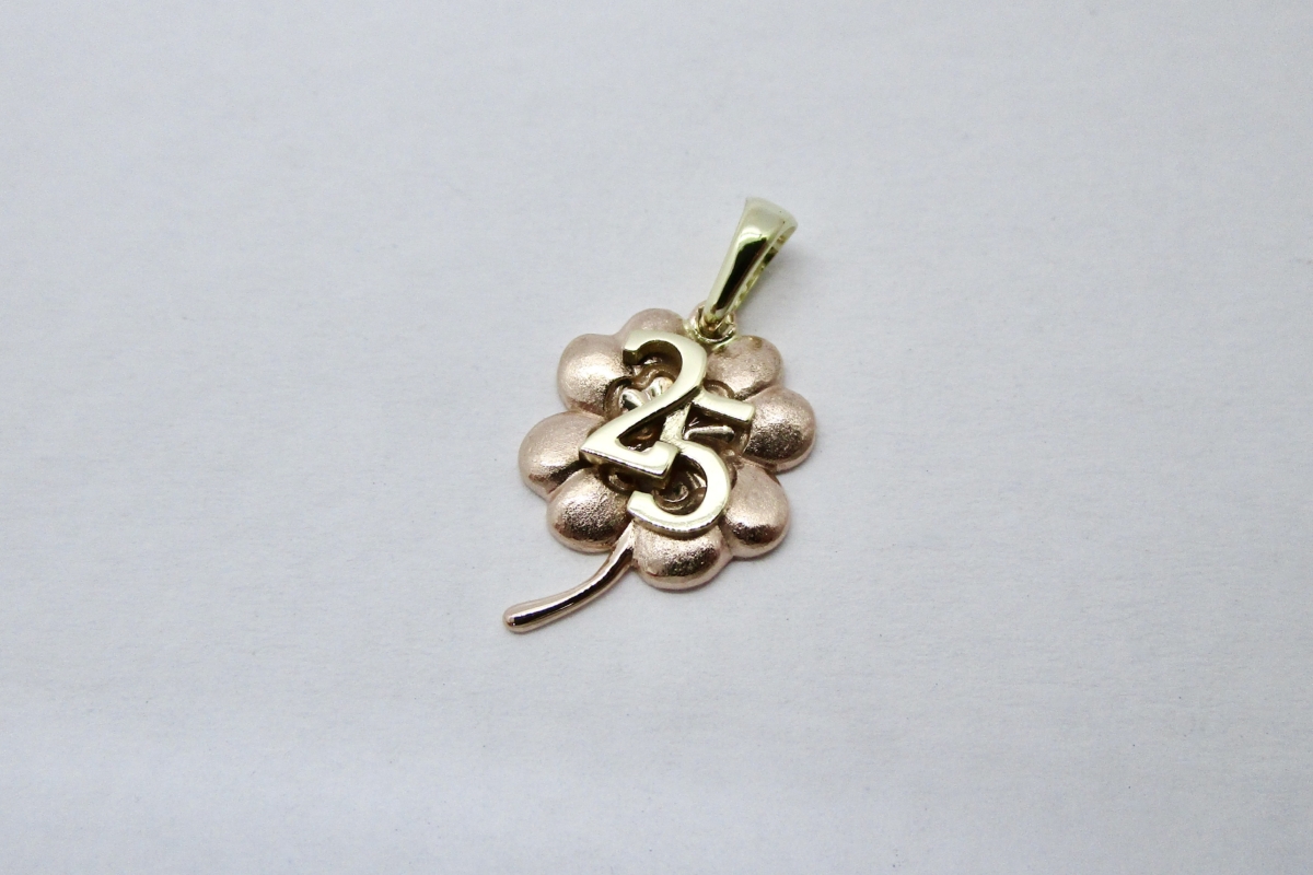Anhanger Rotgold Gelbgold Kleeblatt 25 jahrestag  - Wien