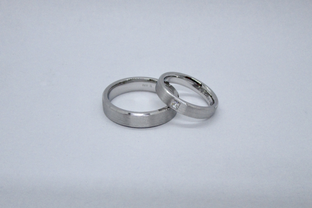 Eheringe Weißgold geburstet Diamant Princess  - Wien